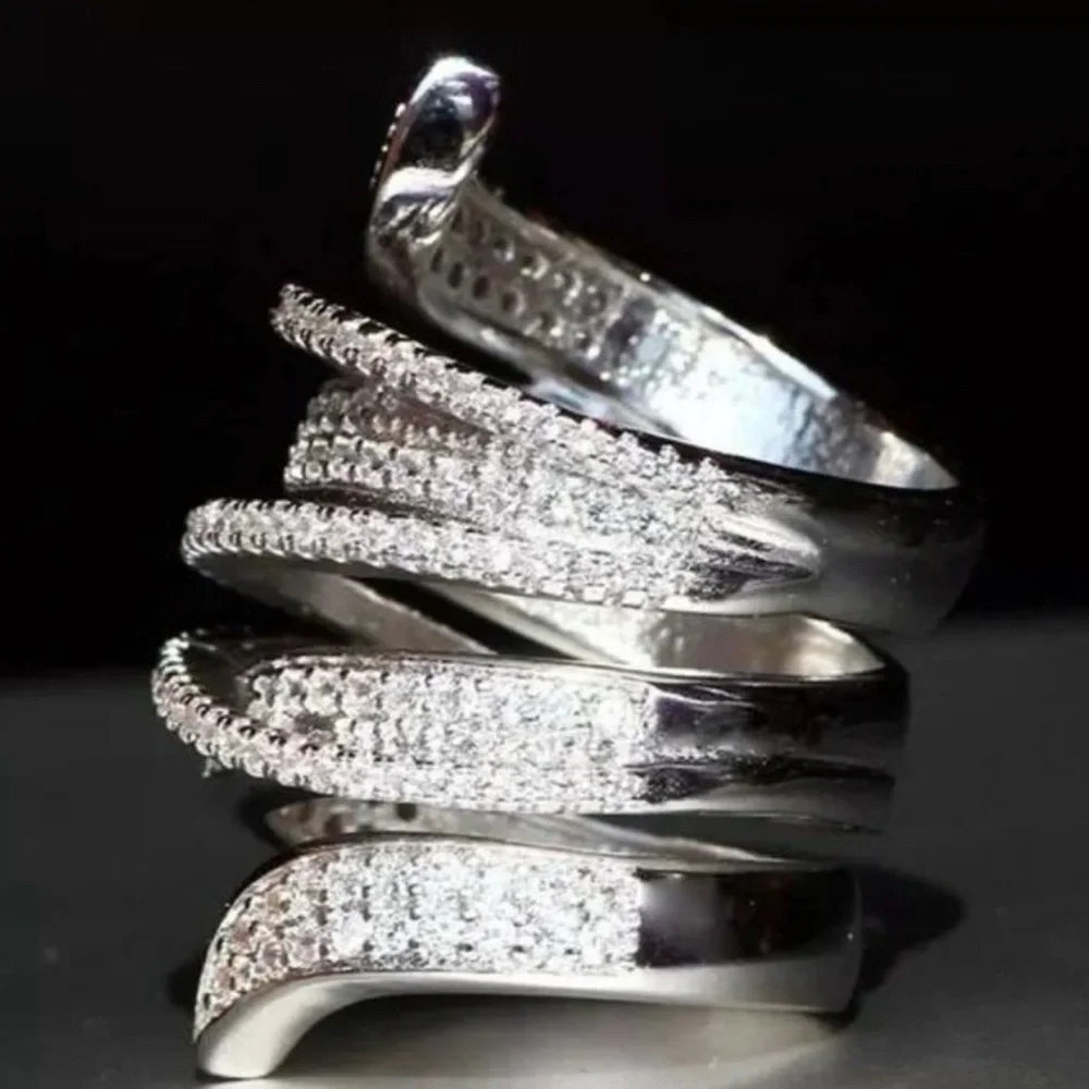 925 Silver and Crystal Spiral Ring ss 8 - Picture 4 of 4